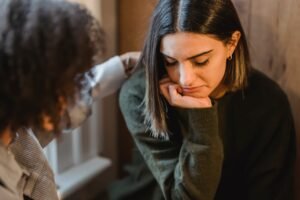 The Spiritual Meaning of A Tap On The Shoulder - 365 Days of Positivity